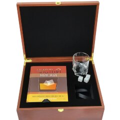 Подарочный набор с книгой «Чистый виски. Настольный путеводитель»