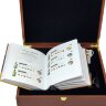 Подарочный набор с книгой «Чистый виски. Настольный путеводитель»