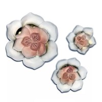 Декоративное 3D панно для настенного интерьера «Цветы» бело-розового цвета (3 шт)