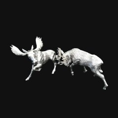 Серебряная композиция «Олени» на камне обсидиан