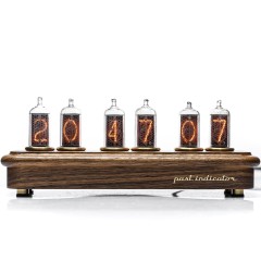 Ретро часы на индикаторных лампах «Восток-4» из массива дерева (американский орех)