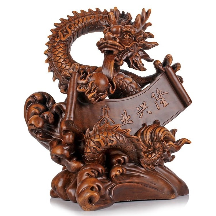 Деревянная статуэтка китайского дракона «Змей лун» — символ начала Ян
