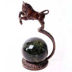 Бронзовая статуэтка «Телец» на зелёном камне