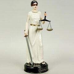 Сувенирная статуэтка «Фемида» из искусственного камня