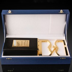 Корпоративные подарки с логотипом «Сила рукопожатия» для промо акций вашего бренда