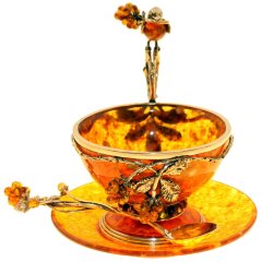Чайная чашка из янтаря «Малиновка»