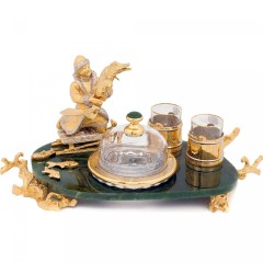 Водочный набор с икорницей «Емеля» с рюмками для двух персон на нефрите