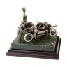 Бронзовая диорама «Генри Форд и модель Т Speedster»