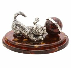 Сувенир «Щенок с мячом»