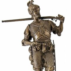 Скульптурная фигура из бронзы «Швейцарец в кирасе» (правый)