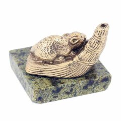 Подставка для аромопалочек «Крыса на венике»