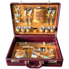 Туристические наборы для отдыха на природе «Волк» в кожаном чемодане