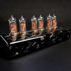 Чёрные ламповые часы «Carbonis» для современного интерьера