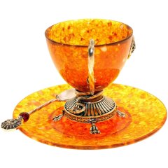 Чайная чашка из янтаря «Цезарь»