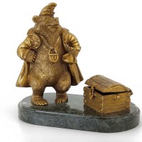 Сувенирная статуэтка «Медведь с сундуком»