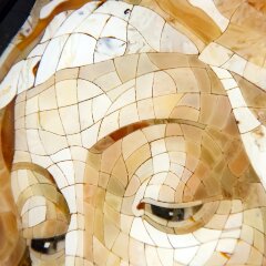 Интерьерная картина «Мадонна Магнификат» из янтаря и ценных пород дерева