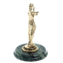 Статуэтка настольная «Фемида» на камне змеевик в подарок юристу