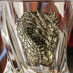 Сувенирный набор бокалов для виски «Дракон» — как символ 2024 года