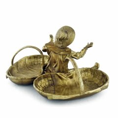 Бронзовая конфетница «Мальчик» для интерьера