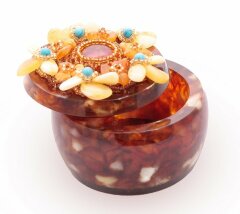 Шкатулка из янтаря «Весеннее утро»