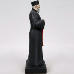 Сувенирная фигурка «Петрос Патканян со свитком» из искусственного камня