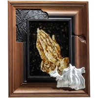 Интерьерная картина «Руки молящегося» из янтаря и ценных пород дерева