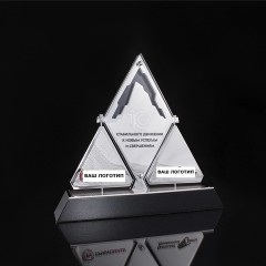 Подарки бизнес партнёрам «Вершина успеха» помогают подчеркнуть корпоративную культуру