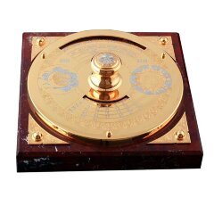 Настольный сувенир «Вечный календарь» на яшме