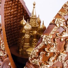 Резное пасхальное яйцо «Храм» из дерева