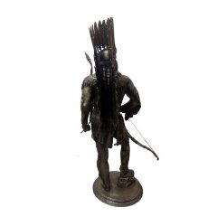 Большая скульптурная статуэтка «Индеец» из бронзы