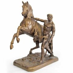 Скульптурная композиция из бронзы «Возничий с лошадью»