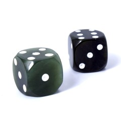 Кости игральные — кубики для нард из зелёного нефрита