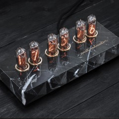 Интерьерные часы тёплого свечения «BLACK» (неоновая лампа ИН-14)