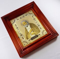 Икона Серафима Саровского (в киоте)