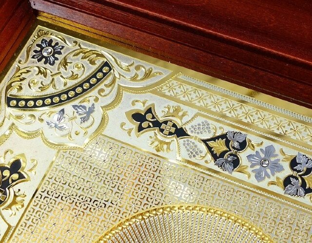 Икона Серафима Саровского (в киоте)