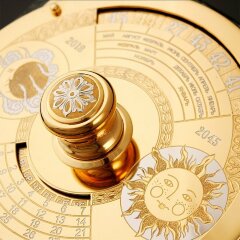 Вечный календарь «Рабочее время» на камне змеевик в подарок бизнесмену