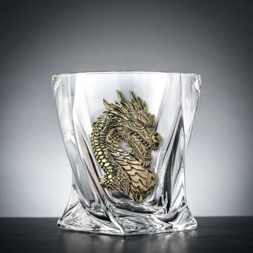 Сувенирный набор из 4-х стаканов для виски «Дракон» — как символ 2024 года