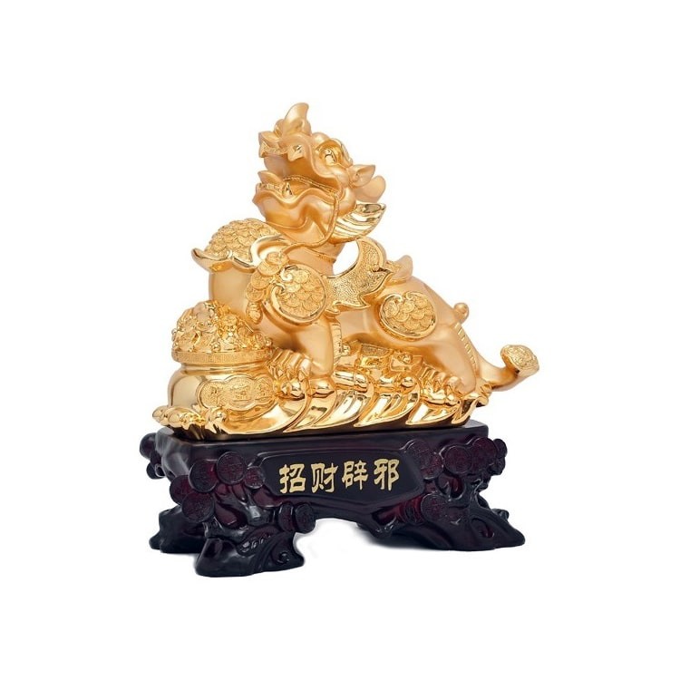 Позолоченная фигурка китайского дракона «Пи Яо» на денежном горшке — талисман благополучия и оберег дома от негатива