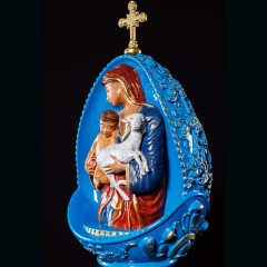 Сувенирное пасхальное яйцо «Богородица с ребёнком» (синее) в подарочном футляре