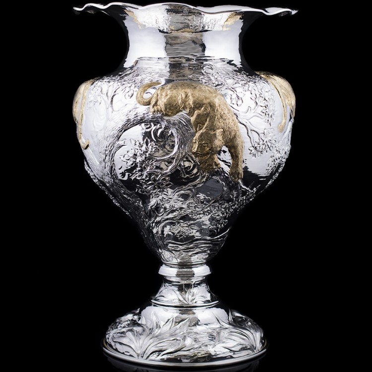 Эксклюзивная серебряная ваза «LEOPARD» в единственном экземпляре в мире