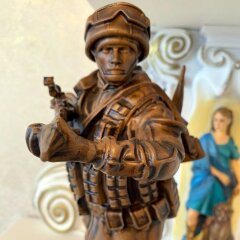 Резная статуэтка «Боец ССО» из массива дерева