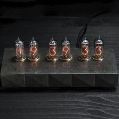 Чёрные часы с неоновыми лампами «Сатурн-Б» (ИН-14)