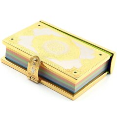 Украшенная книга «Коран» с инкрустацией в подарочном футляре