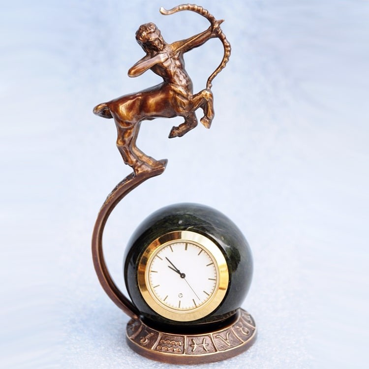 Бронзовые часы знак зодиака «Стрелец»