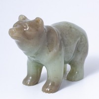 Сувенирная фигурка «Медведь» из белого нефрита