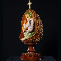 Пасхальное яйцо деревянное «Богородица с ребёнком» — православная мастерская русской традиции