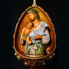 Пасхальное яйцо деревянное «Богородица с ребёнком» — православная мастерская русской традиции