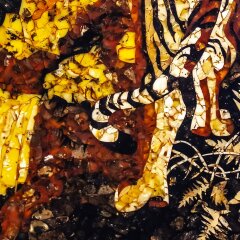 Декоративное панно «Тигр» из янтаря и ценных пород дерева