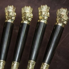 Подарочные шампуры «Череп» с деревянной рукоятью