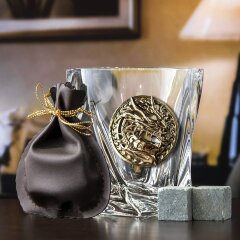 Сувенирный набор из 2-х бокалов для виски «Дракон» — как символ 2024 года